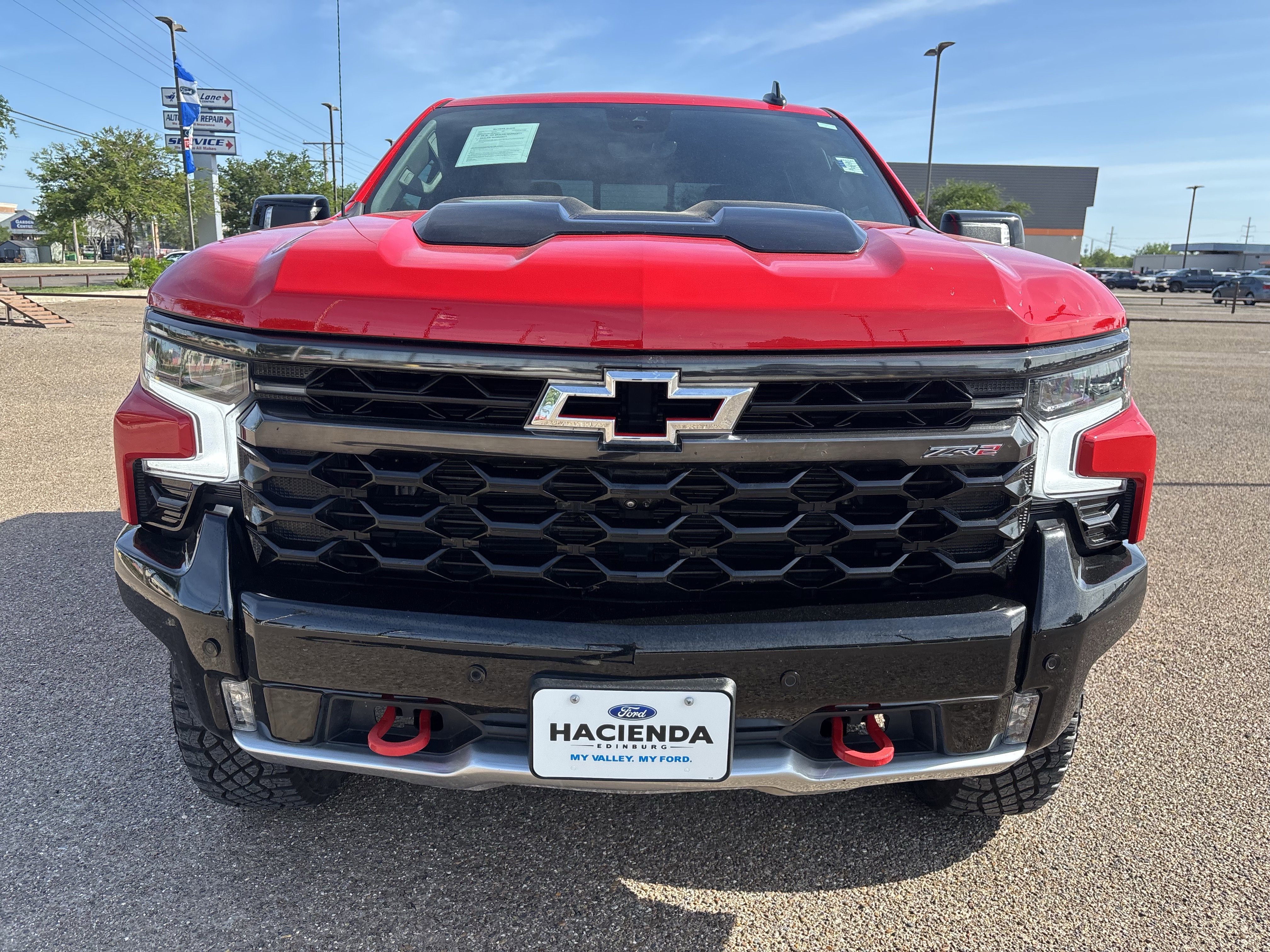 Used 2025 Chevrolet Silverado 1500 ZR2 w/ Technology Package AWD/4WD image 6
