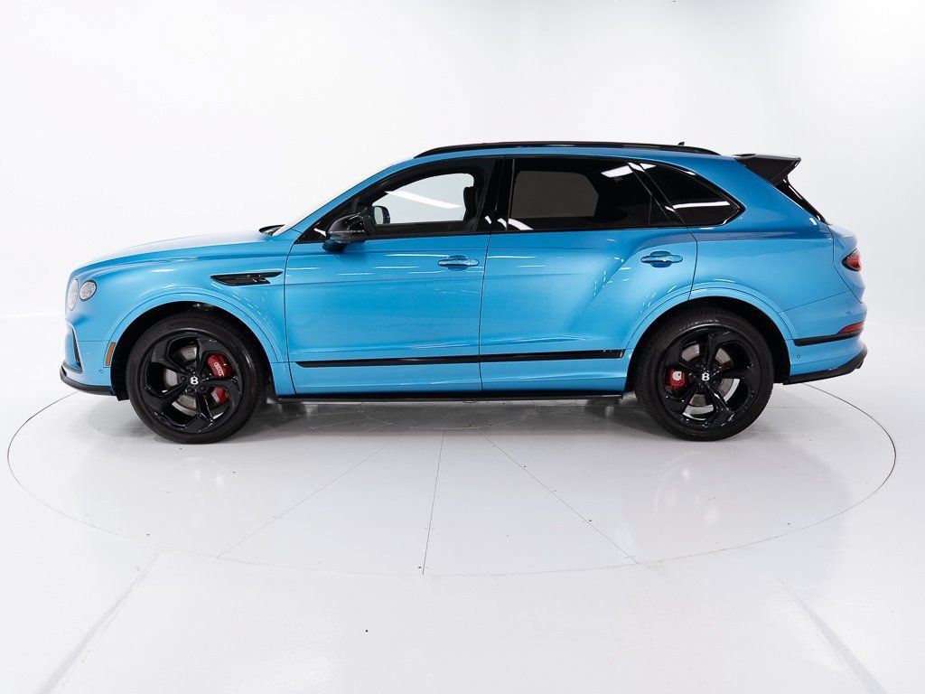 Certified 2025 Bentley Bentayga AWD/4WD image 2