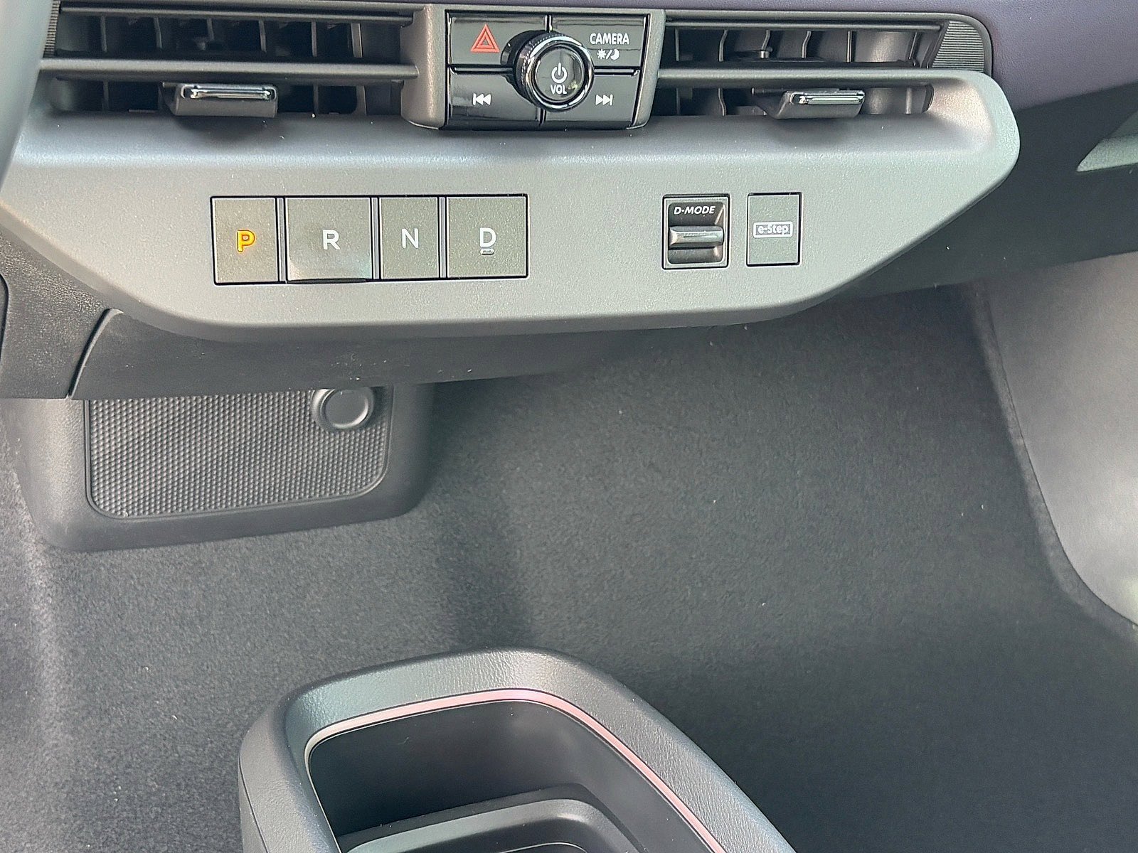 New 2026 Nissan Leaf SV+ w/ Floor Mat Package (SV+) image 19