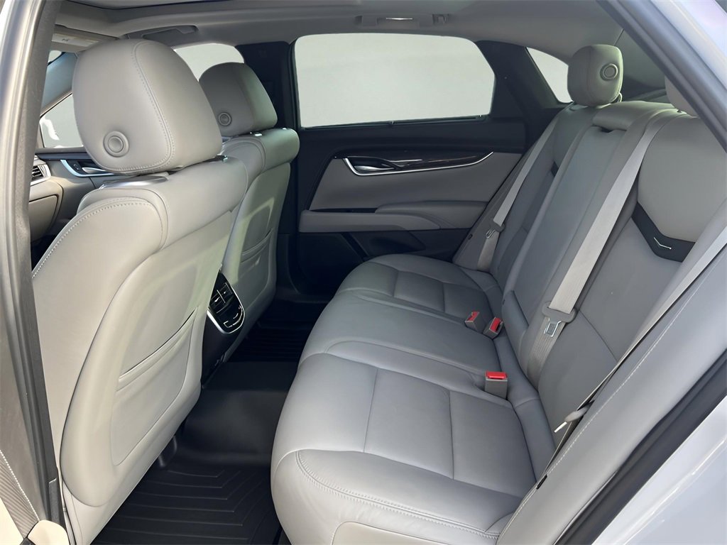 Used 2017 Cadillac XTS Premium Luxury image 10