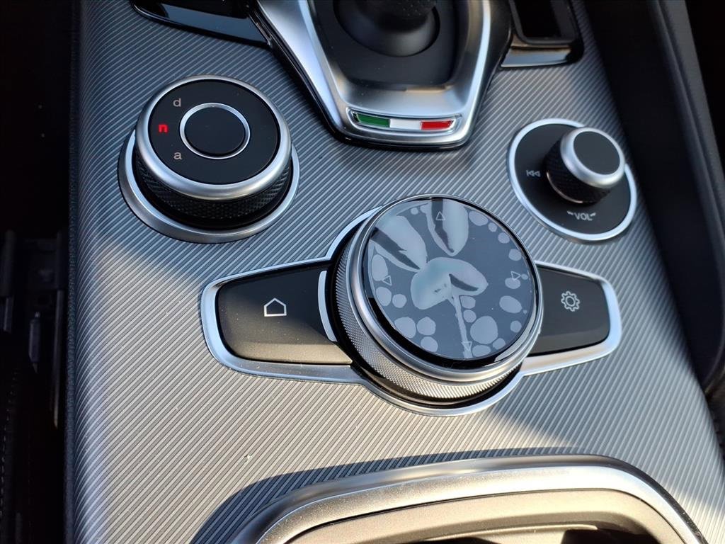 New 2026 Alfa Romeo Giulia w/ Driving Assist Package image 24