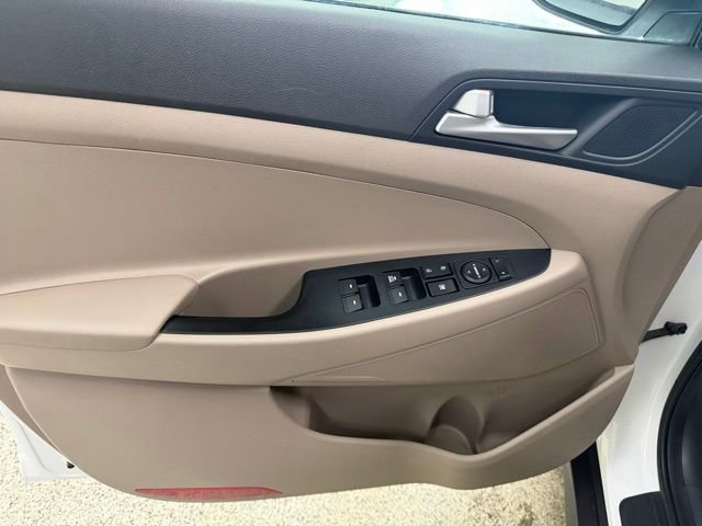 Used 2020 Hyundai Tucson SE image 13