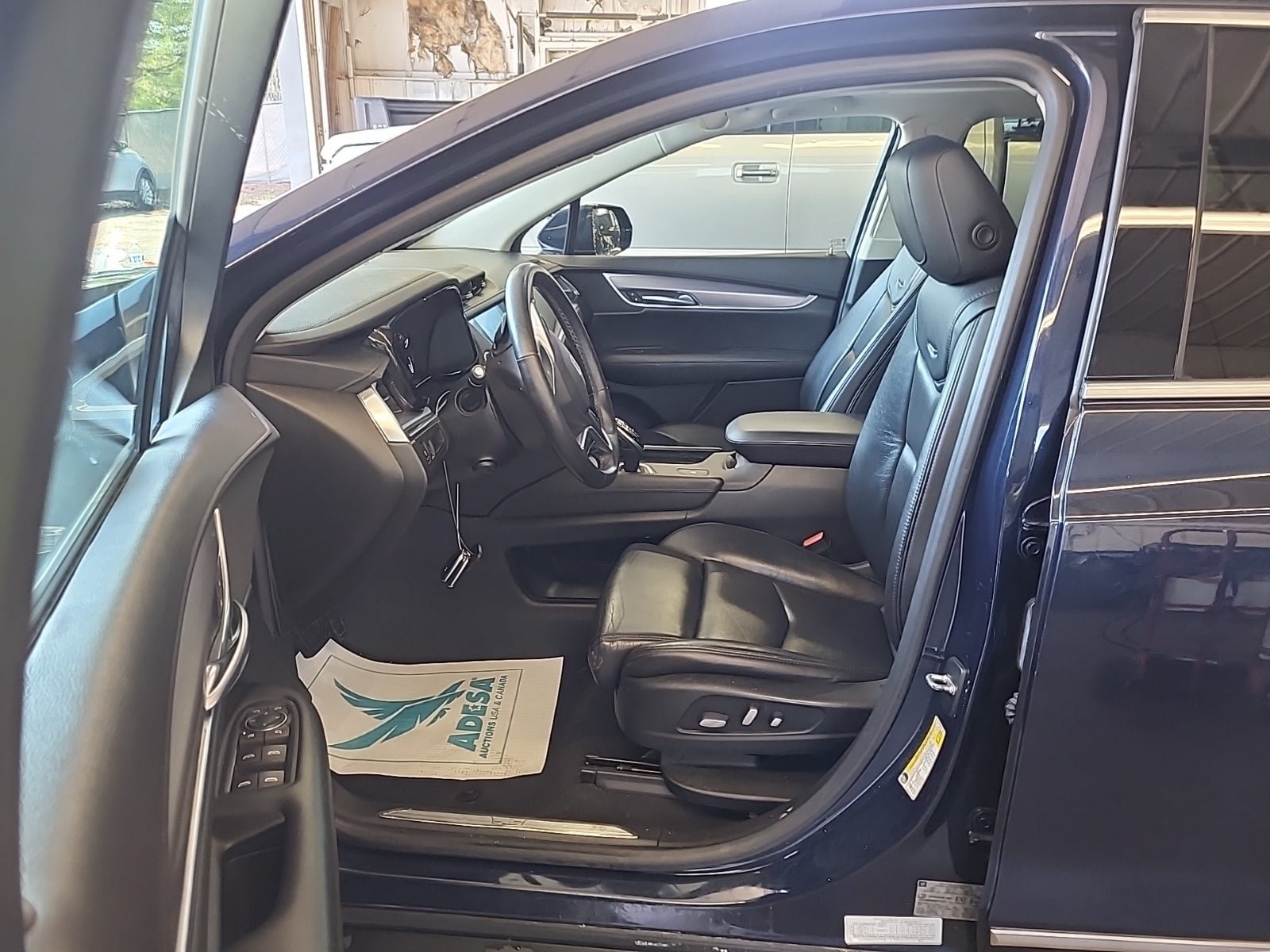Used 2017 Cadillac XT5 Luxury FWD image 5