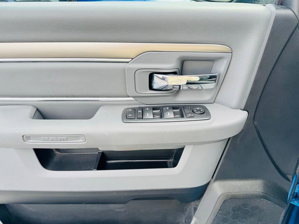 Used 2020 RAM 1500 Classic Warlock image 9