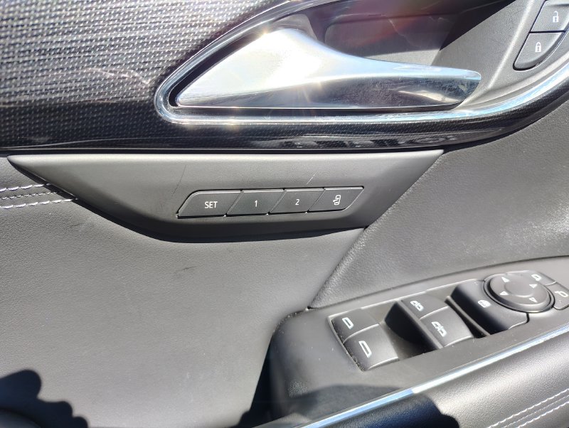 Certified 2022 Buick Envision Essence w/ Sport Touring Package AWD/4WD image 16