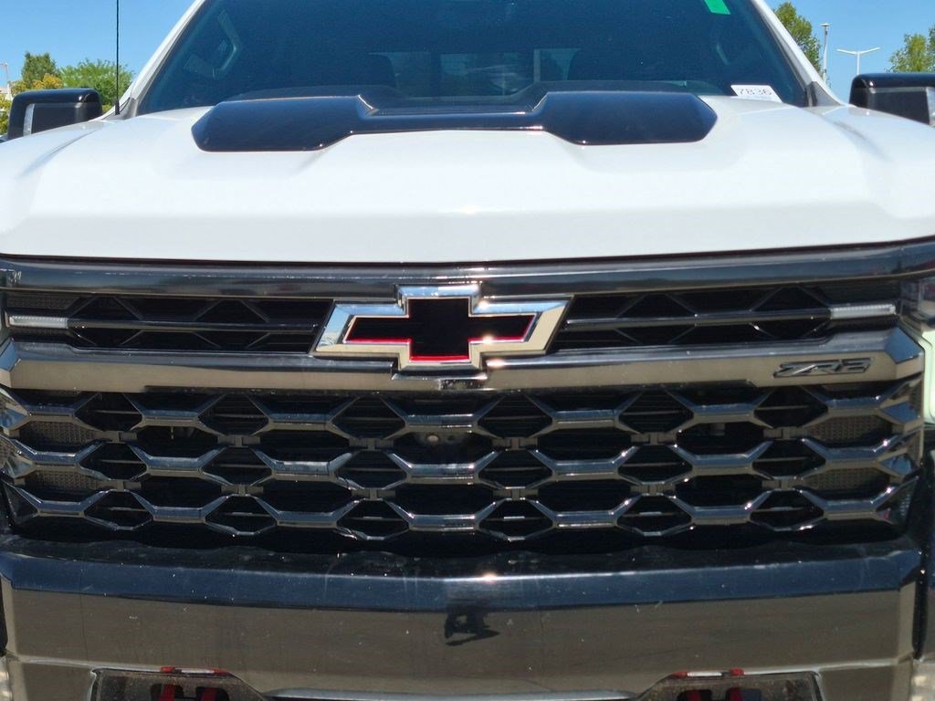 Certified 2023 Chevrolet Silverado 1500 ZR2 w/ Technology Package AWD/4WD image 10