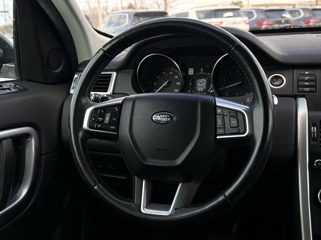 Used 2017 Land Rover Discovery Sport HSE image 7