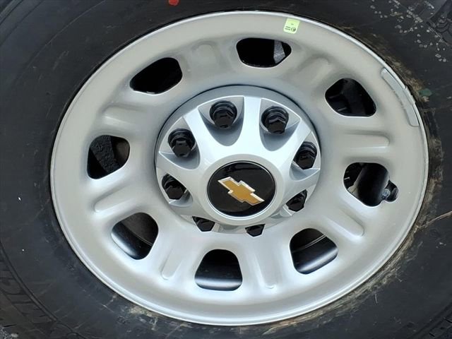 New 2026 Chevrolet Silverado 2500 W/T w/ WT Convenience Package image 4