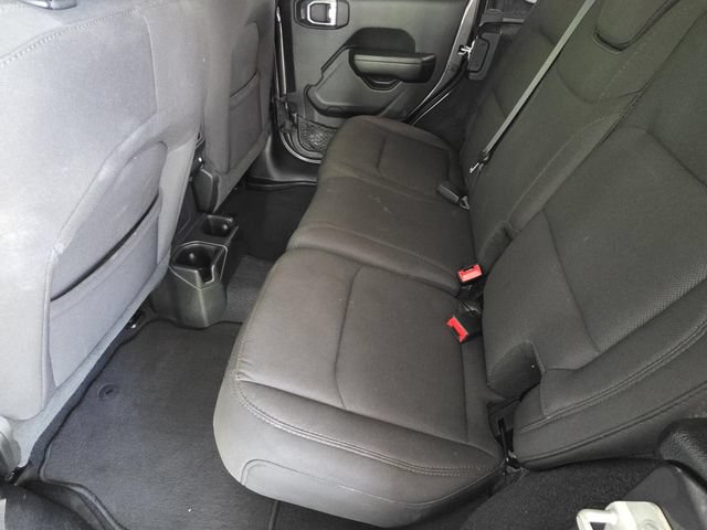 Used 2023 Jeep Wrangler Unlimited Sport AWD/4WD image 9