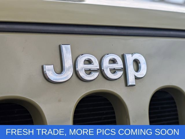 Used 2013 Jeep Wrangler Rubicon w/ Connectivity Group AWD/4WD image 13