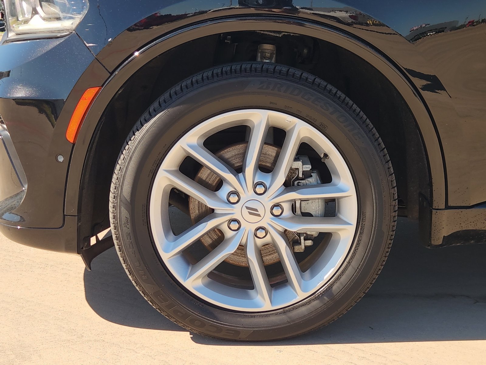 Used 2025 Dodge Durango GT AWD/4WD image 15
