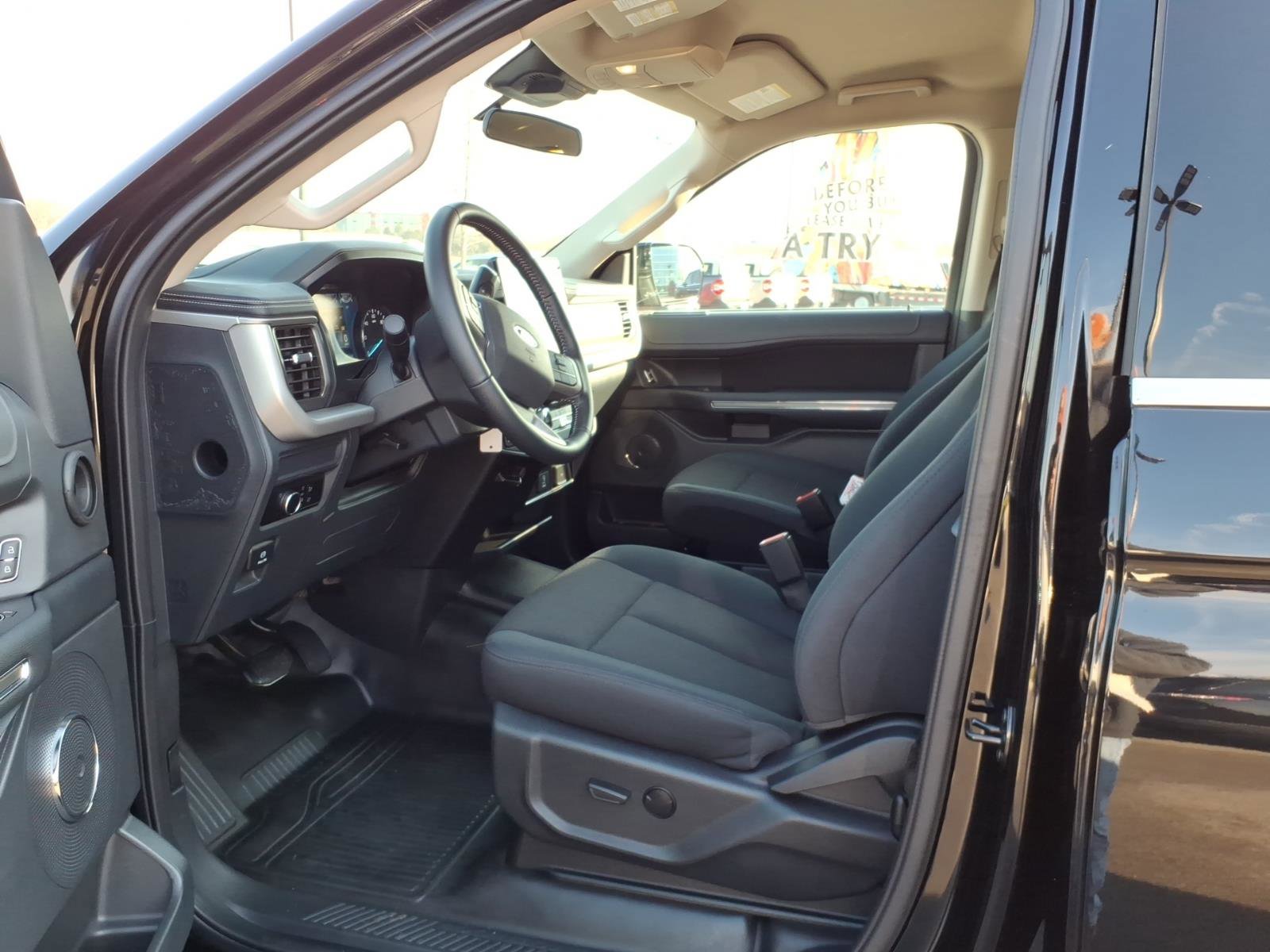 Certified 2023 Ford Expedition Max XL image 11