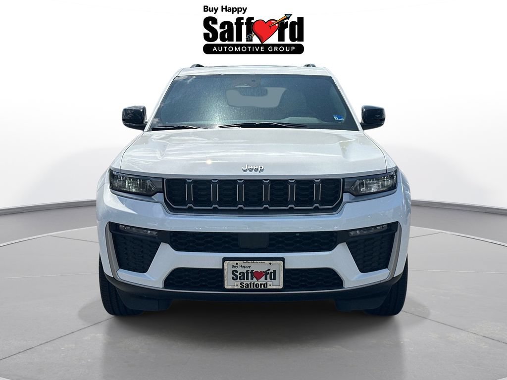 New 2026 Jeep Grand Cherokee Limited w/ Trailer Tow Package AWD/4WD image 8