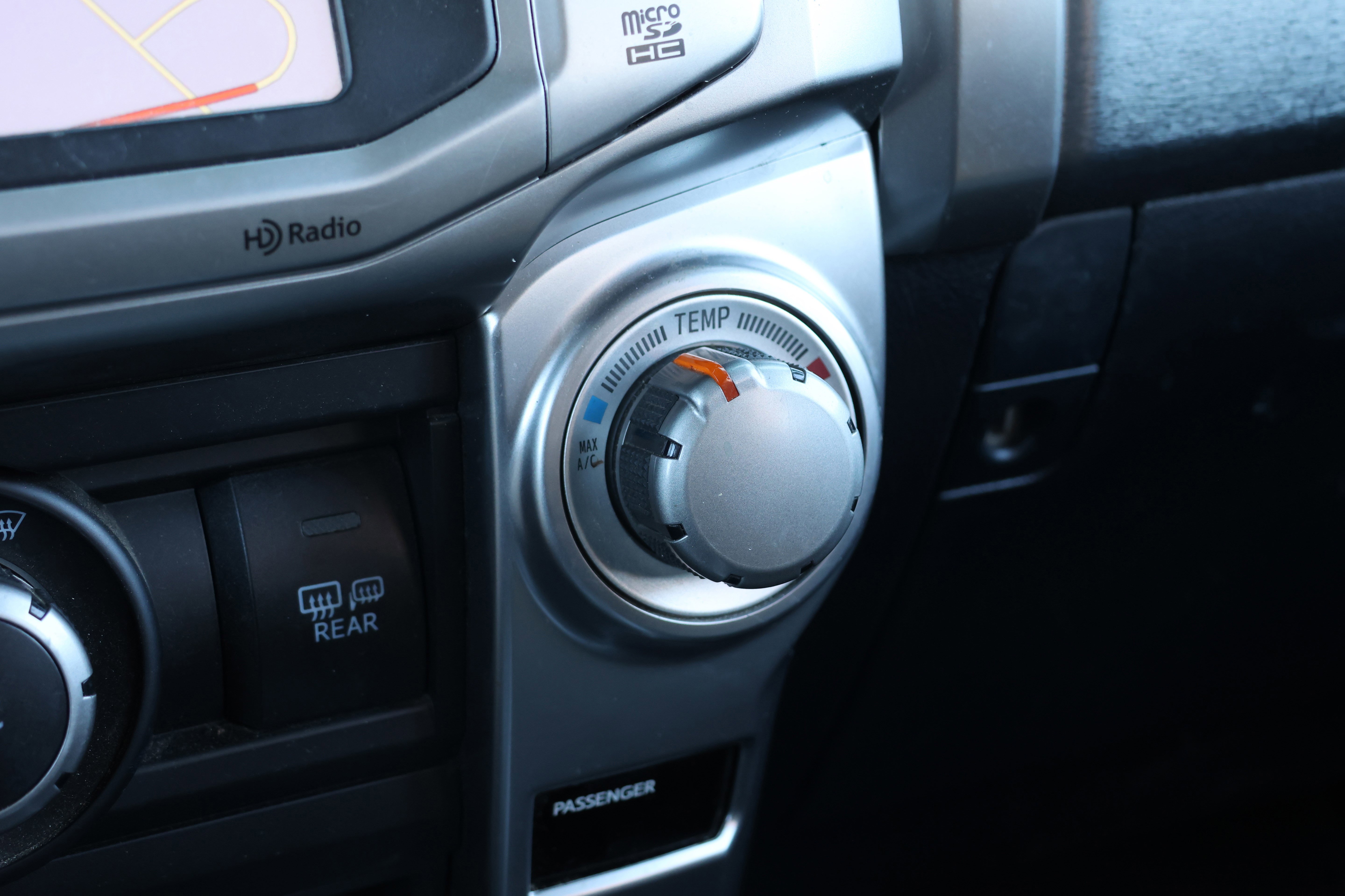 Used 2014 Toyota 4Runner SR5 image 27