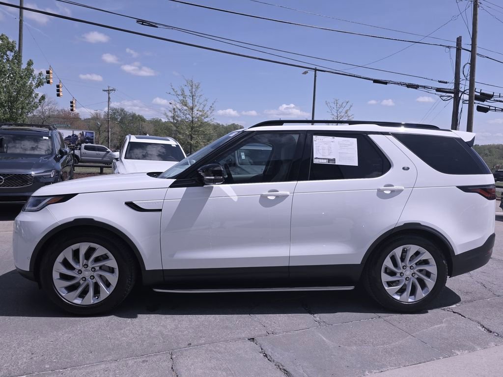 Used 2024 Land Rover Discovery S AWD/4WD image 11