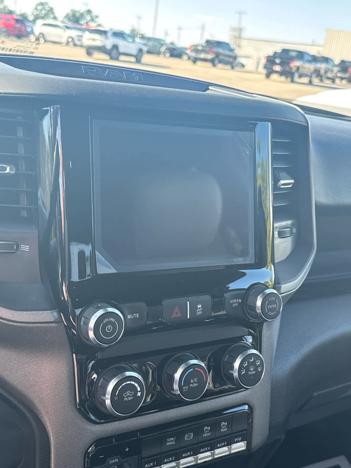 New 2026 RAM 3500 Tradesman w/ Chrome Appearance Group image 18