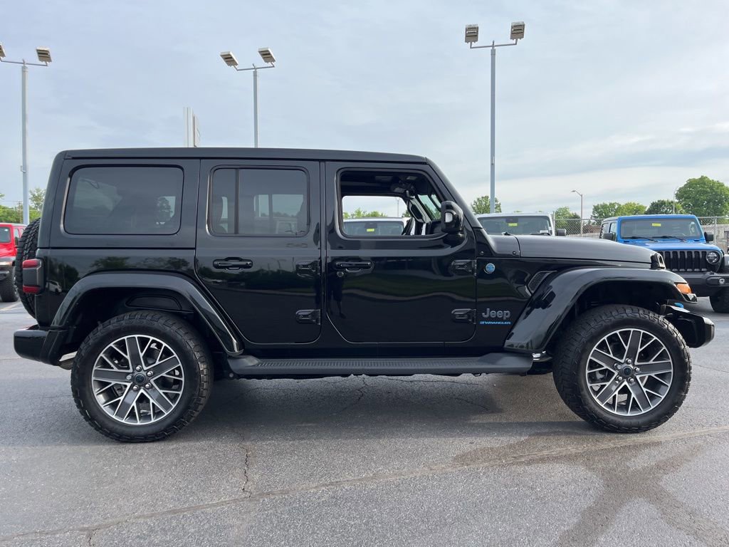 Used 2024 Jeep Wrangler High Altitude AWD/4WD image 68