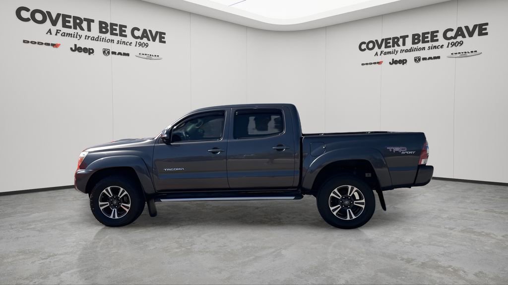 Used 2013 Toyota Tacoma PreRunner w/ TRD Sport Pkg image 4