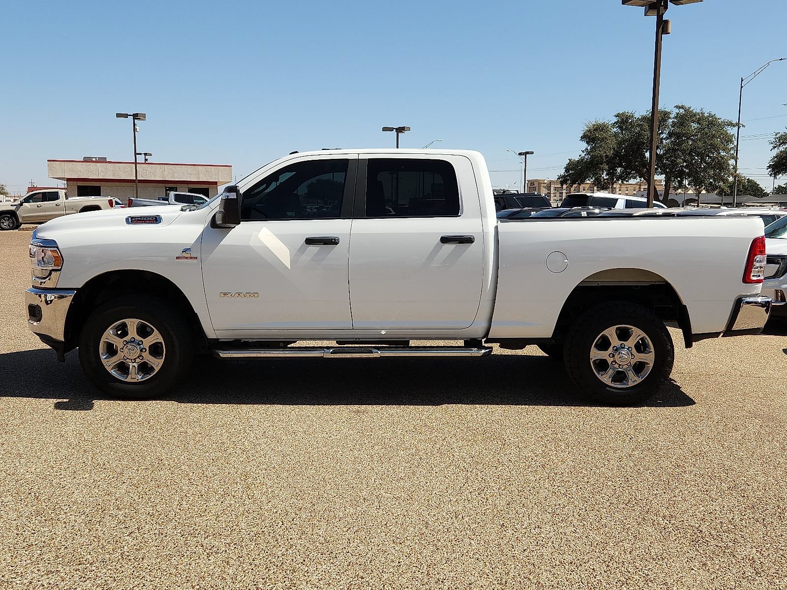 Used 2024 RAM 2500 Big Horn AWD/4WD image 2
