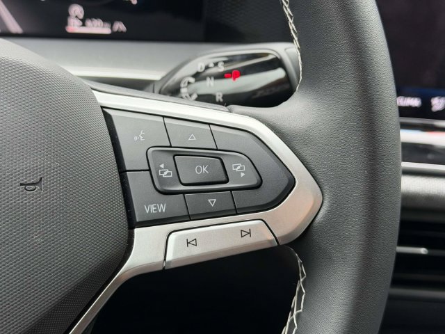 Used 2025 Volkswagen Tiguan S AWD/4WD image 19