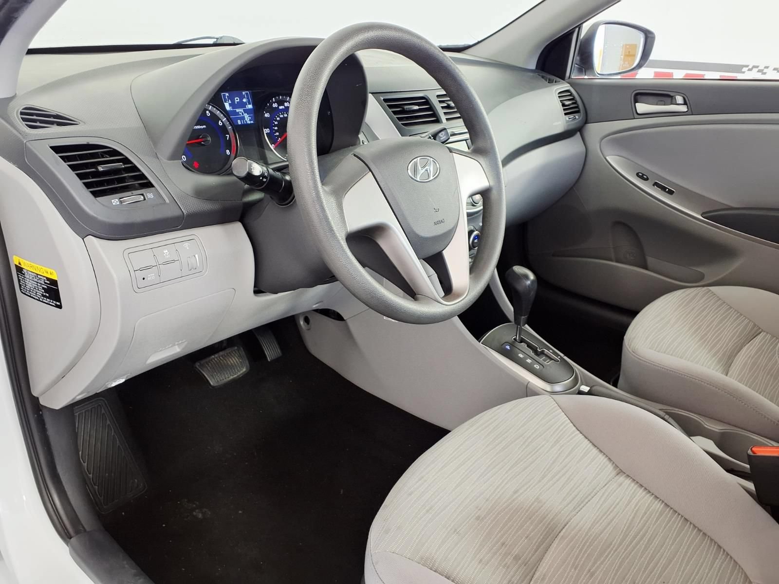 Used 2017 Hyundai Accent SE FWD image 13