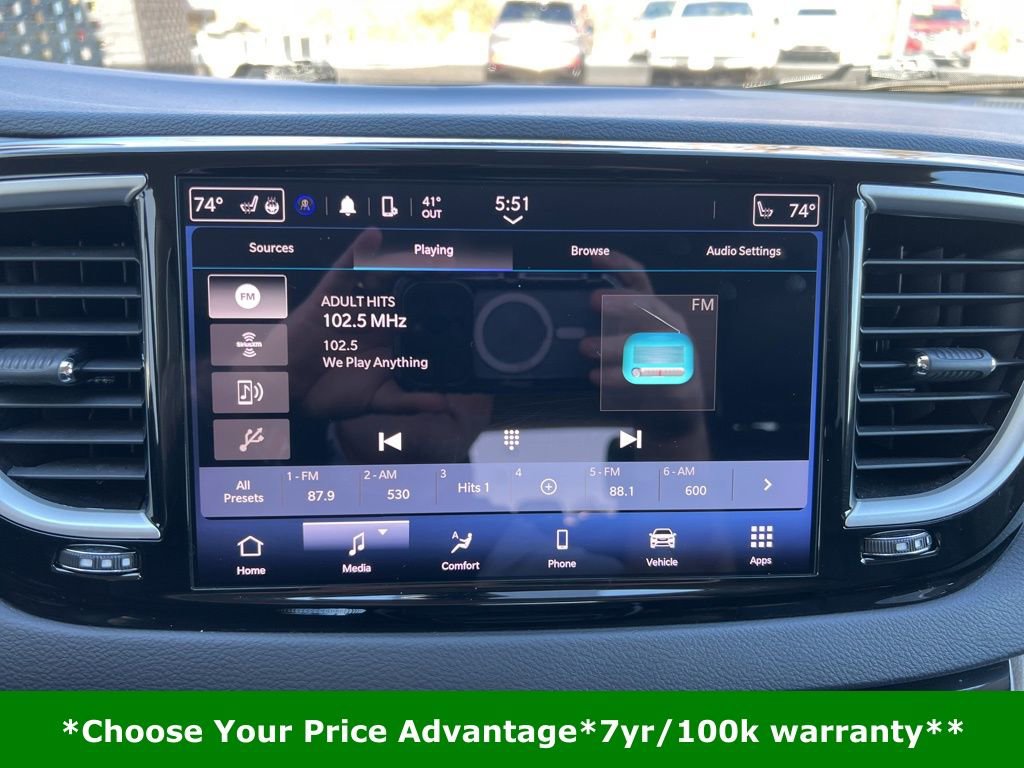 Certified 2023 Chrysler Pacifica Touring-L image 66