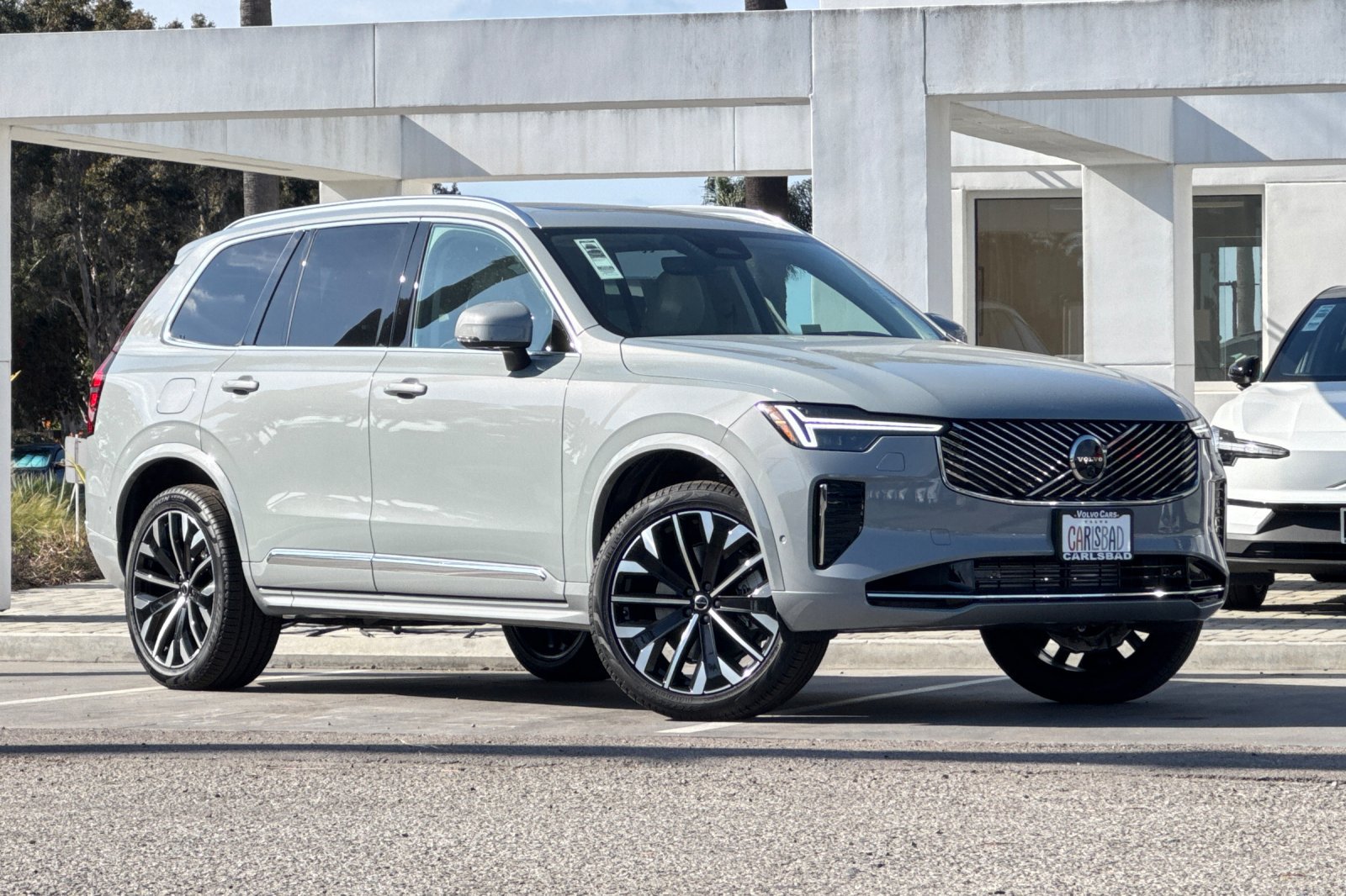New 2026 Volvo XC90 T8 Ultra AWD/4WD image 2
