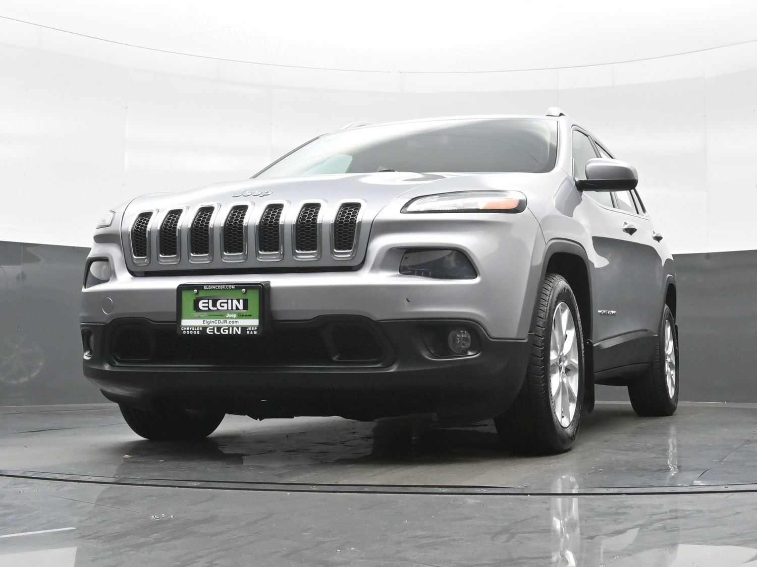 Used 2014 Jeep Cherokee Latitude w/ Trailer Tow Group FWD image 32