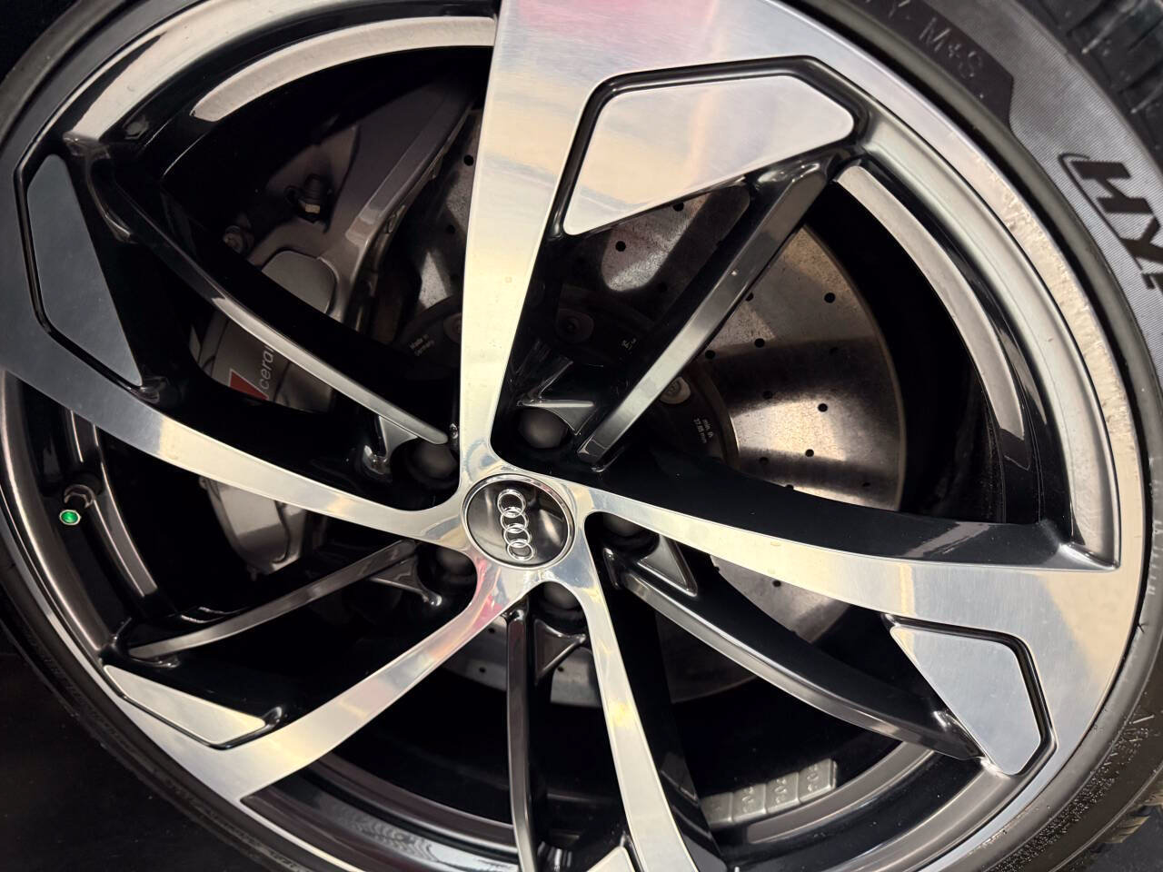Used 2018 Audi RS 5 w/ Dynamic Plus Package AWD/4WD image 28