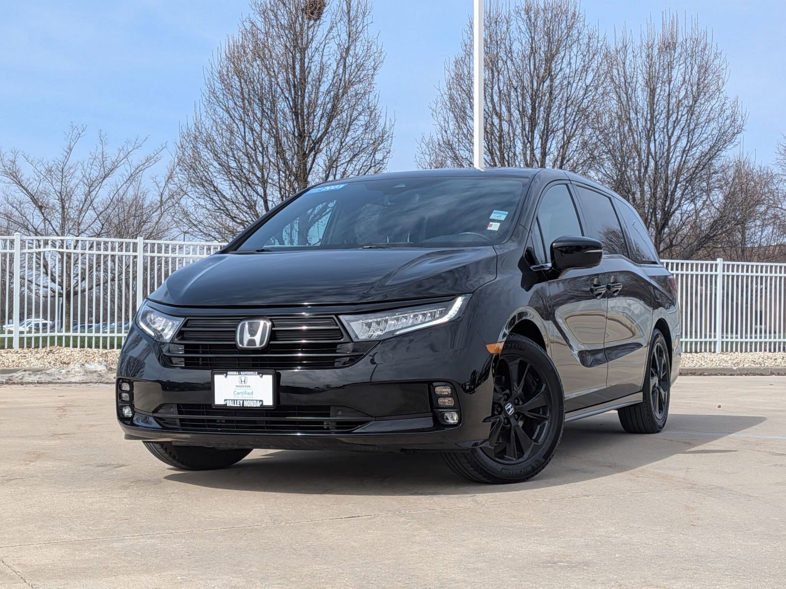 Certified 2023 Honda Odyssey Sport image 2