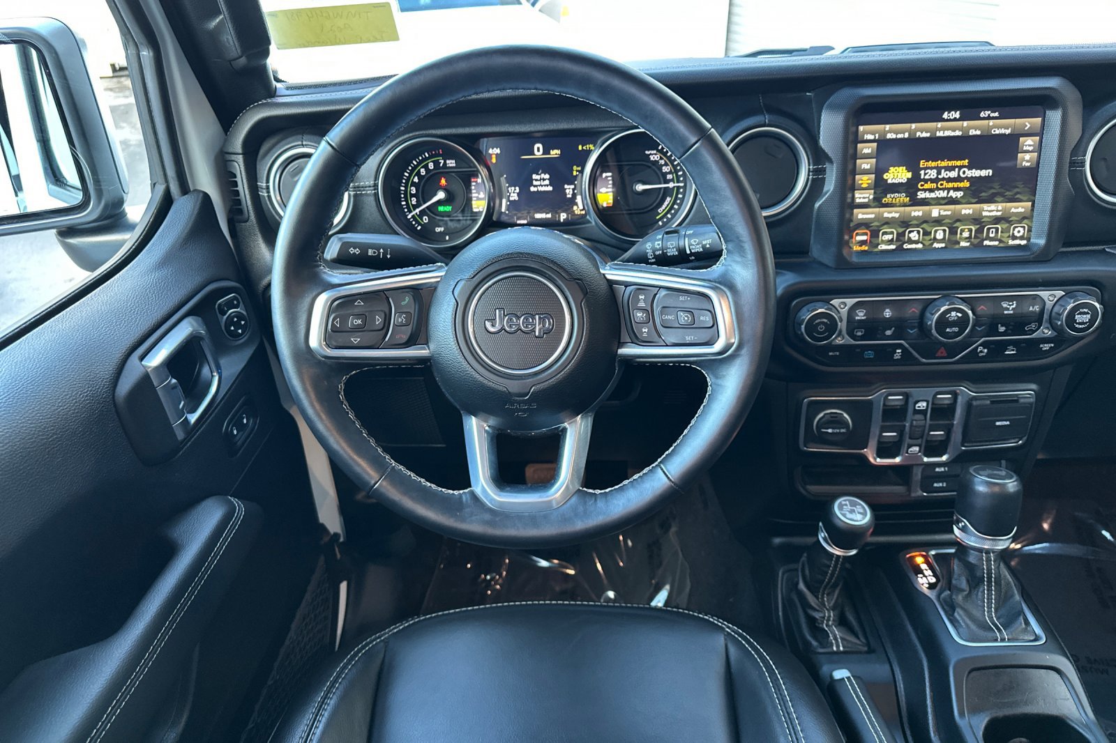 Used 2021 Jeep Wrangler Unlimited Sahara w/ Cold Weather Group image 28