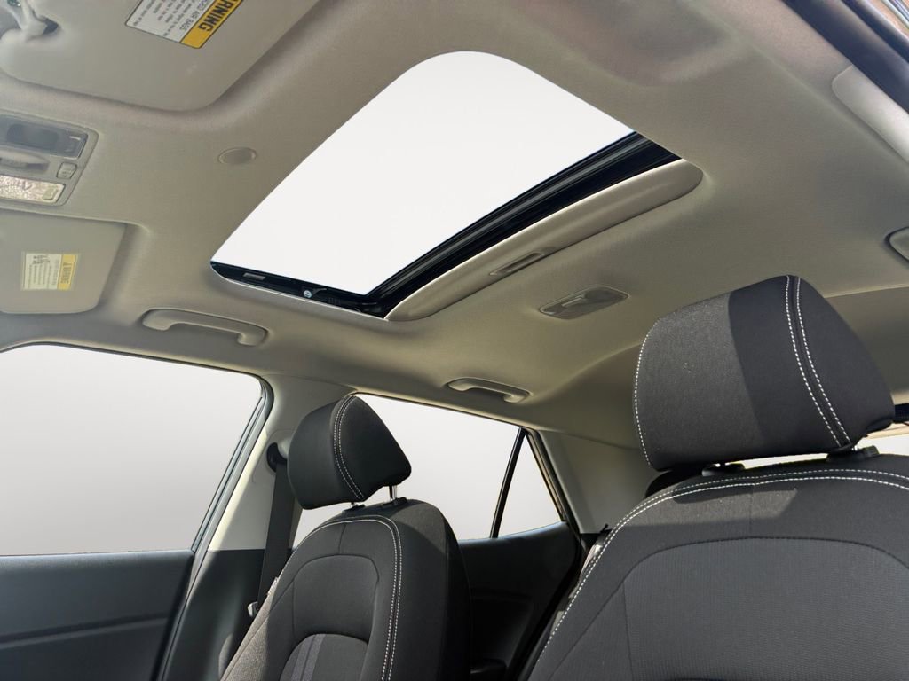 New 2026 Hyundai Venue SEL image 23