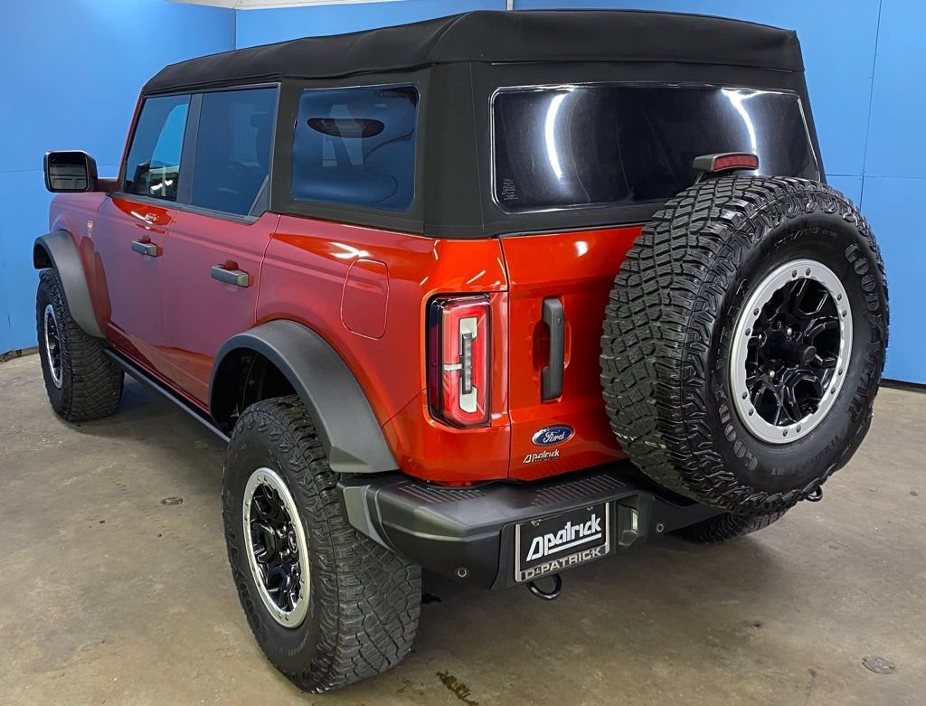 Used 2023 Ford Bronco Badlands AWD/4WD image 6