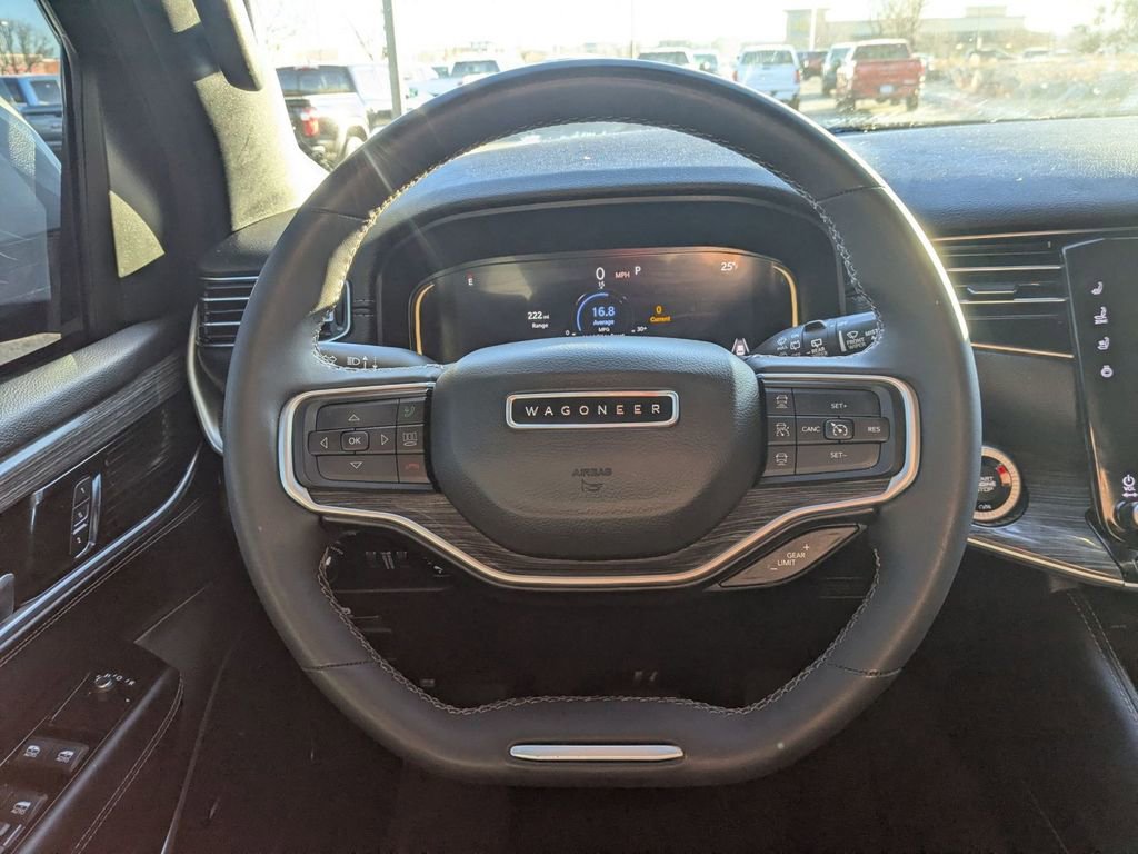 Used 2022 Jeep Wagoneer Series II image 19