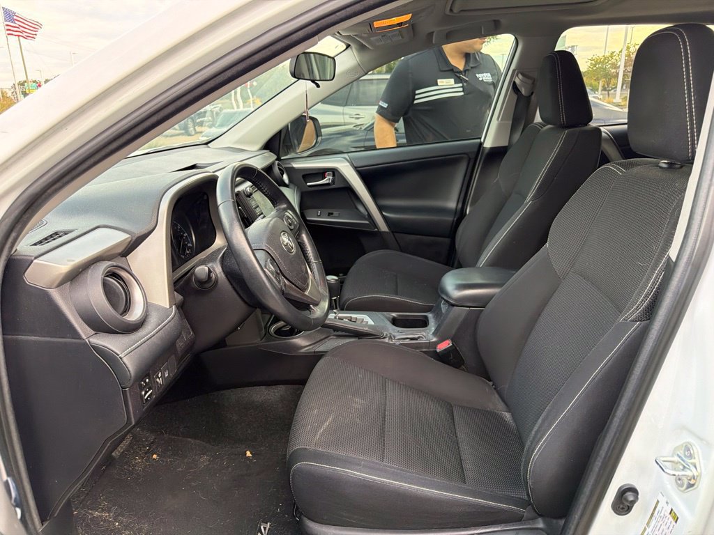 Used 2018 Toyota RAV4 XLE w/ Plus Extra Value Package FWD image 7