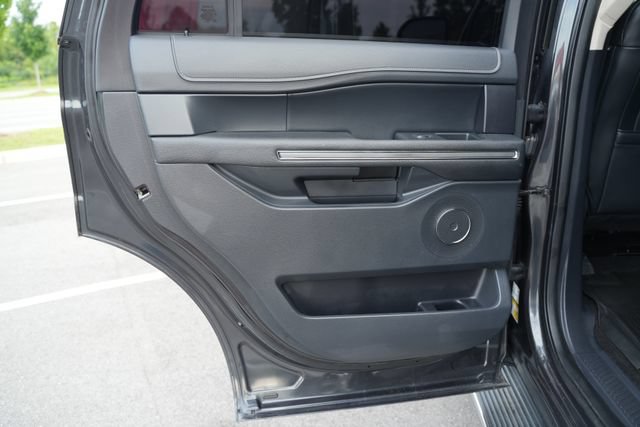 Used 2022 Ford Expedition XLT AWD/4WD image 17