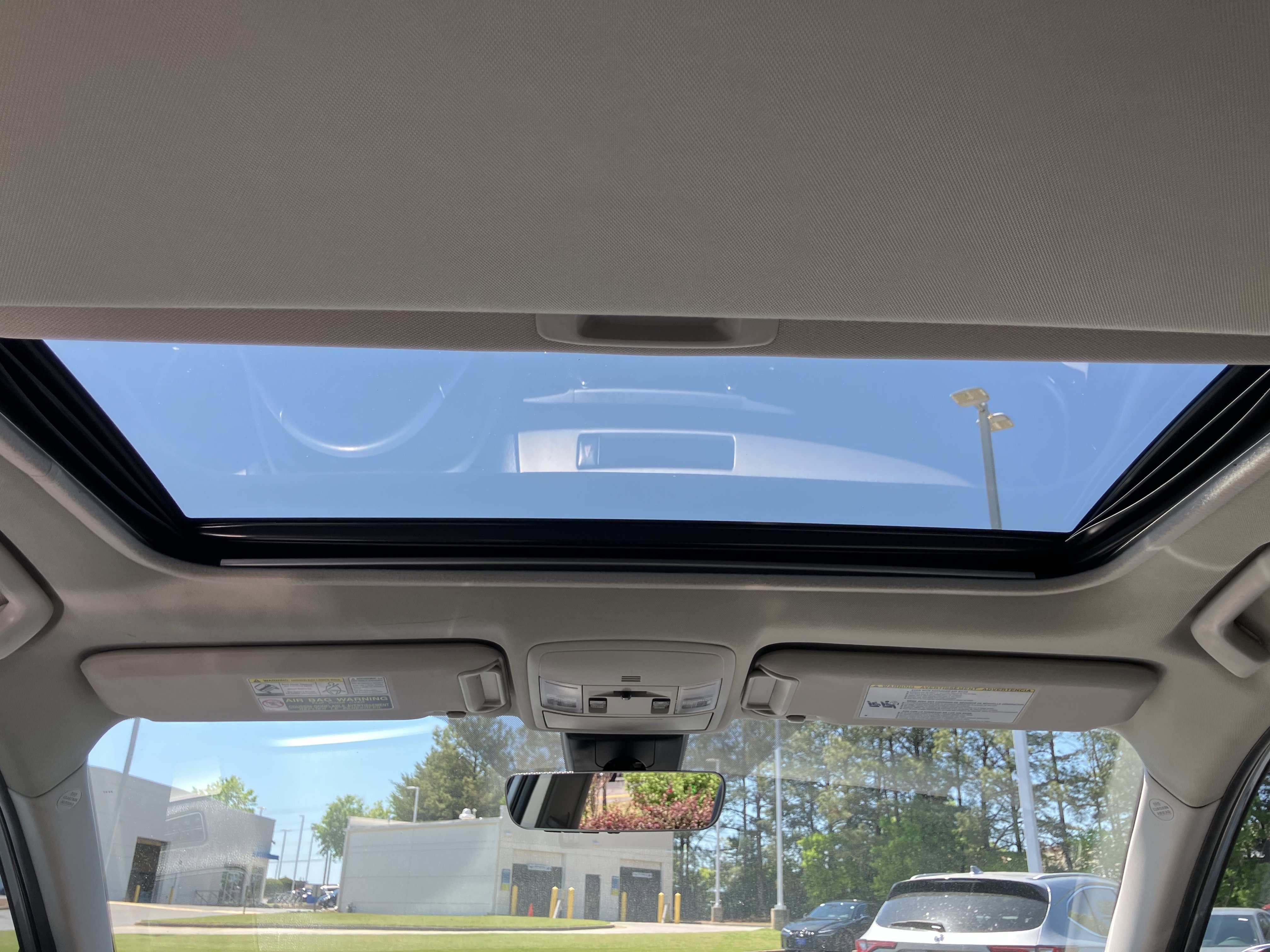 Used 2016 Toyota RAV4 Limited FWD image 31