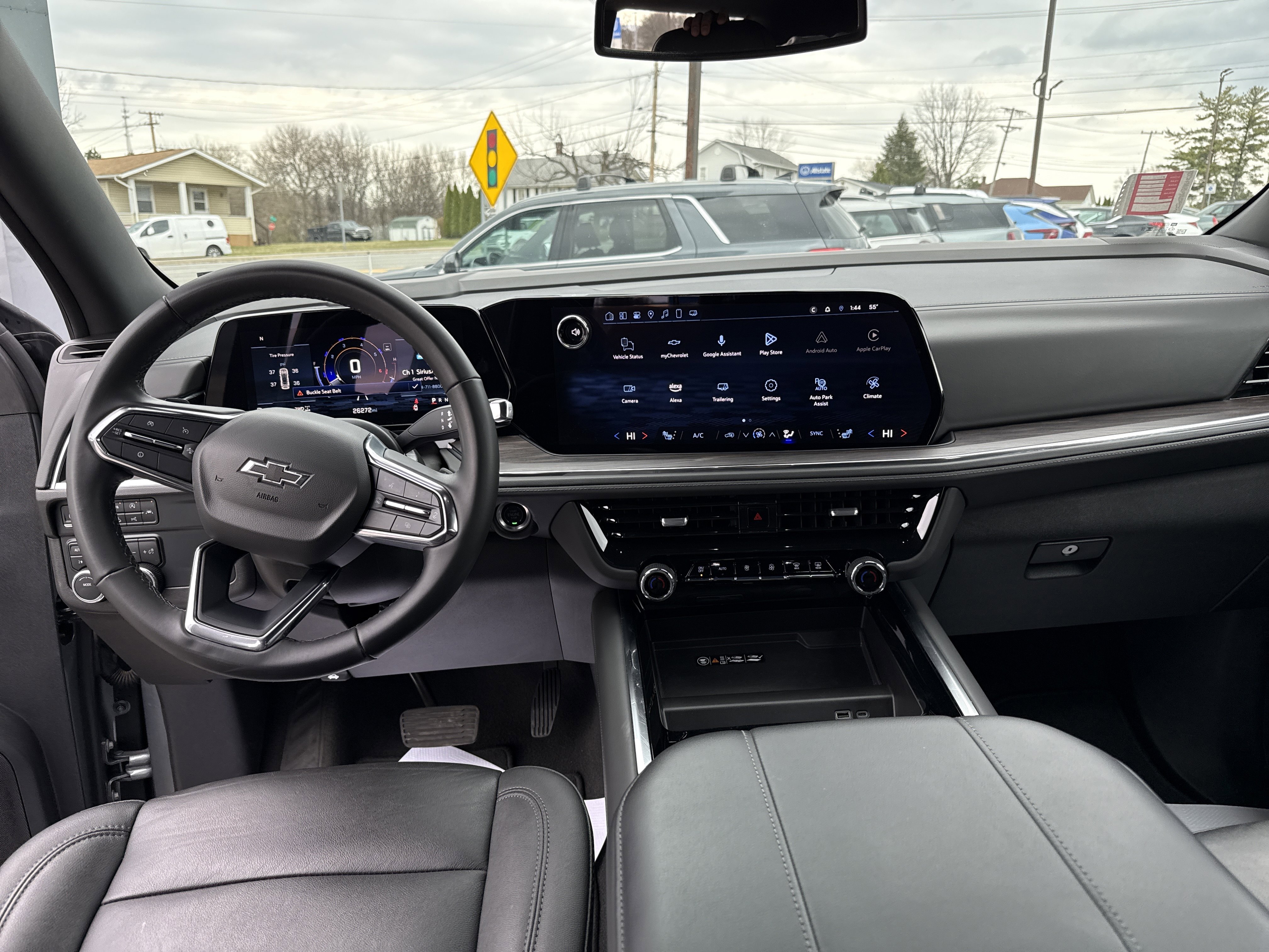 Used 2025 Chevrolet Suburban Z71 AWD/4WD image 15