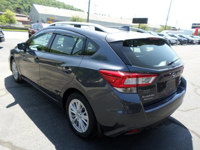 Used 2017 Subaru Impreza 2.0i Premium image 7
