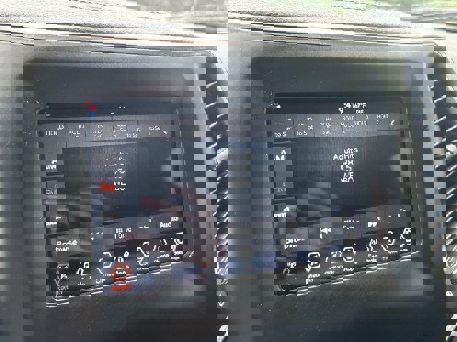 Used 2021 Jeep Cherokee Latitude Plus image 11