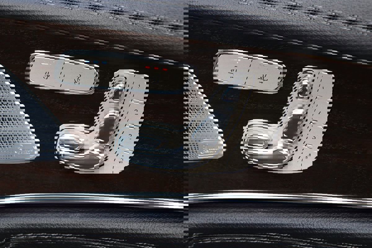 Used 2020 Mercedes-Benz CLS 450 w/ Premium Package image 39