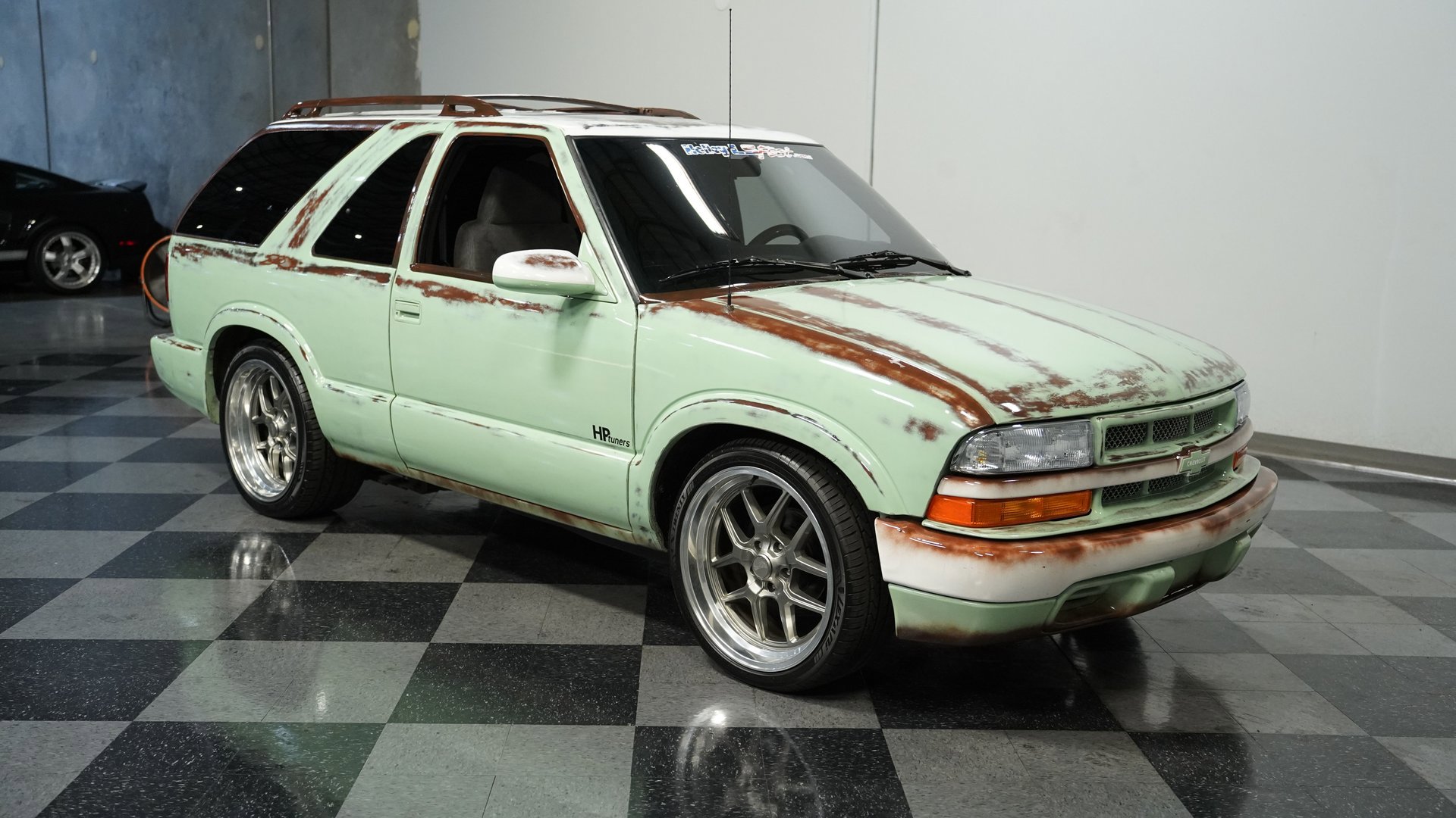 Used 2001 Chevrolet Blazer LS image 14