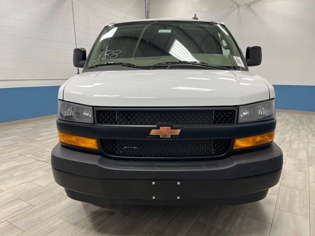 New 2026 Chevrolet Express 3500 Extended w/ Driver Convenience Package RWD image 5
