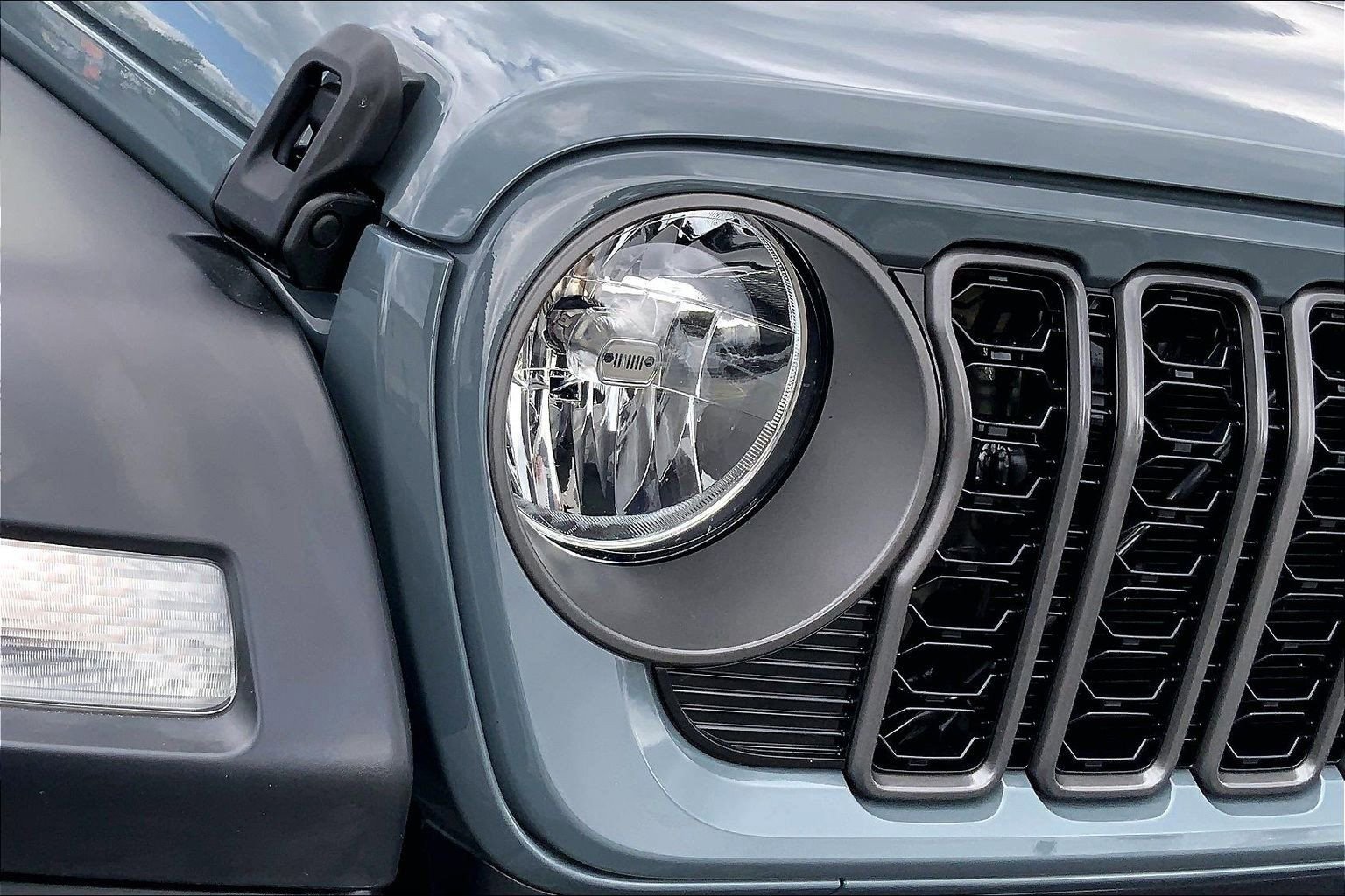 Certified 2024 Jeep Wrangler Sport S AWD/4WD image 26