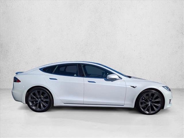Used 2020 Tesla Model S Long Range Plus image 4