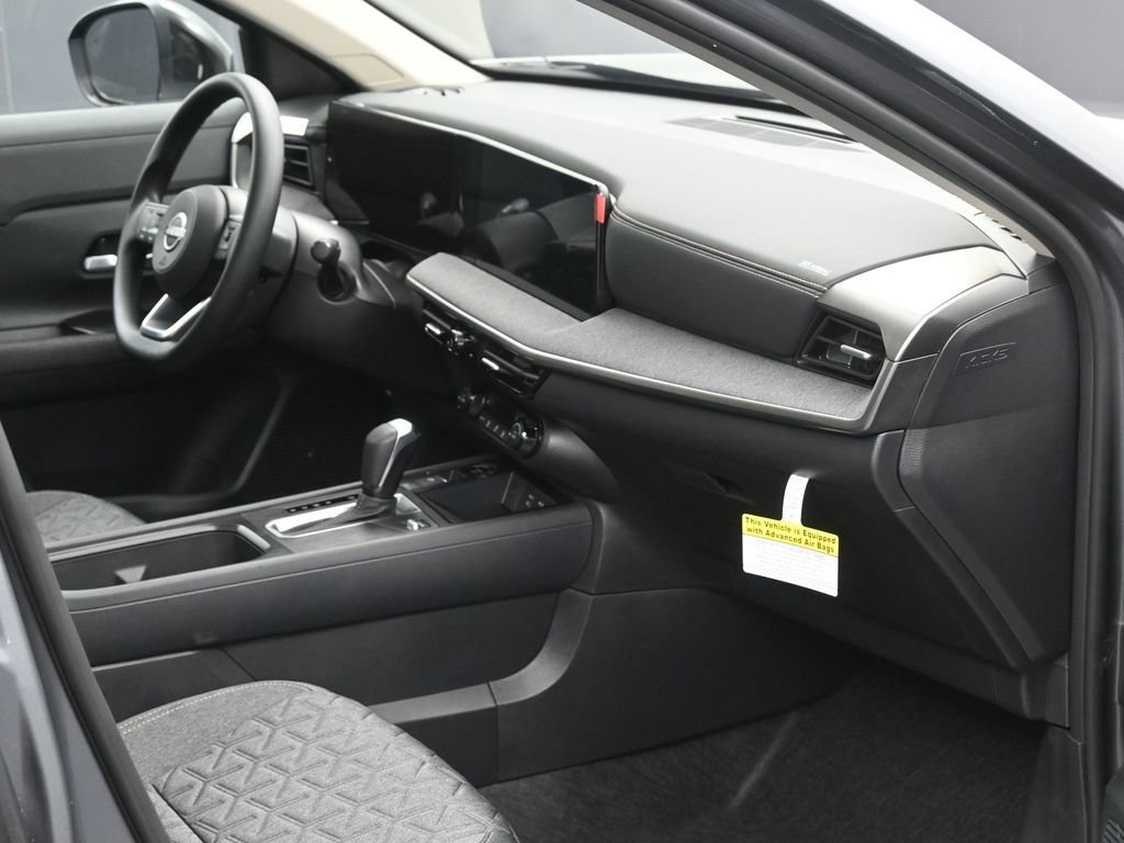 New 2026 Nissan Kicks SV w/ SV Premium Package AWD/4WD image 6