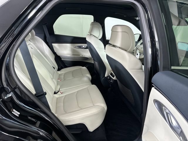 Used 2024 Genesis Electrified GV70 Advanced image 28