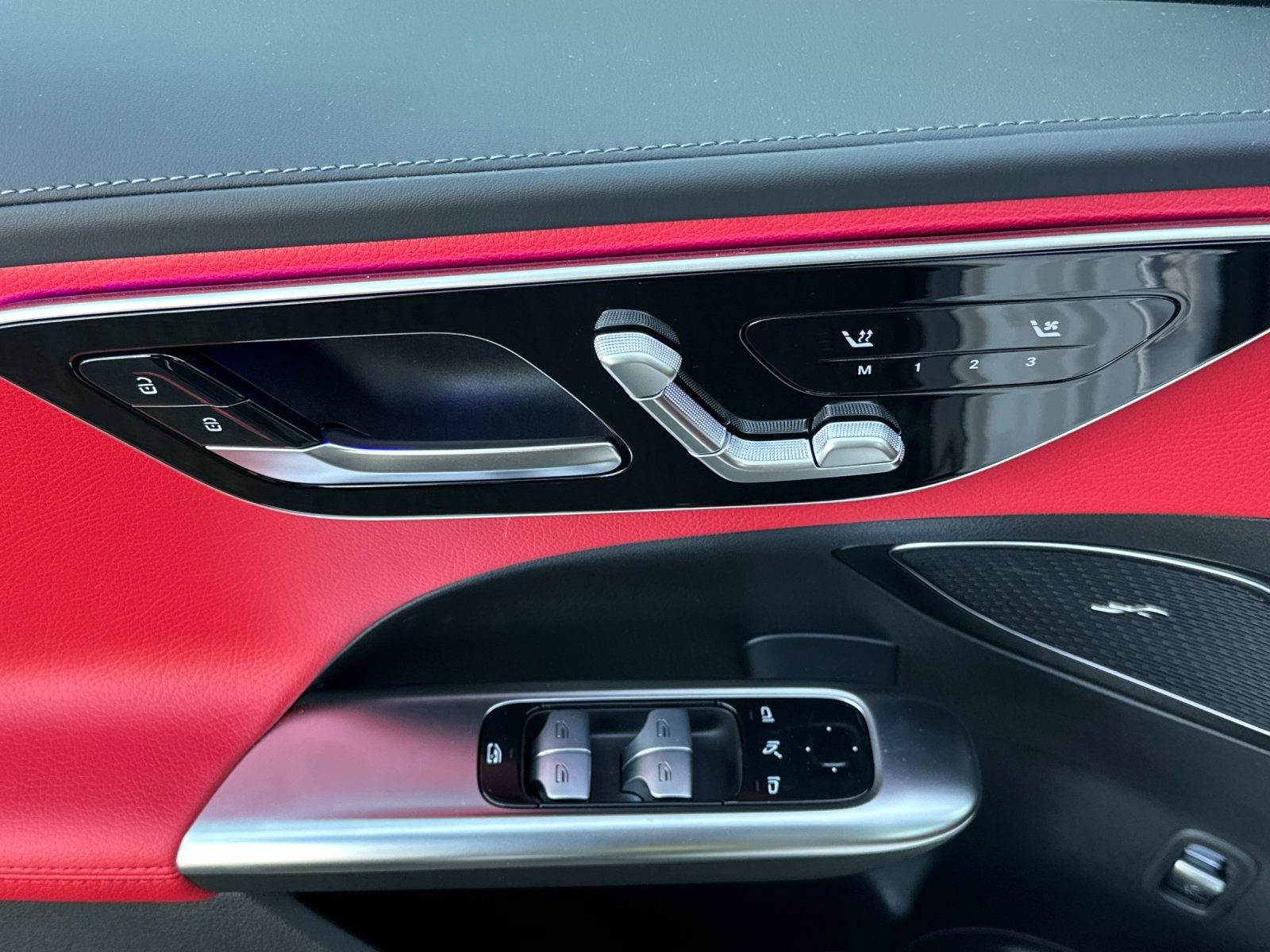 New 2026 Mercedes-Benz C 43 AMG 4MATIC Sedan image 11