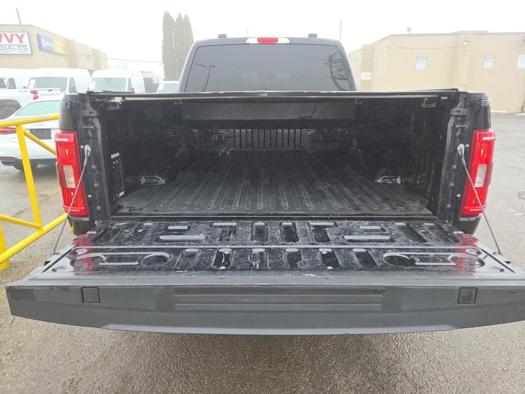 Used 2022 Ford F150 XLT w/ Equipment Group 302A High image 14