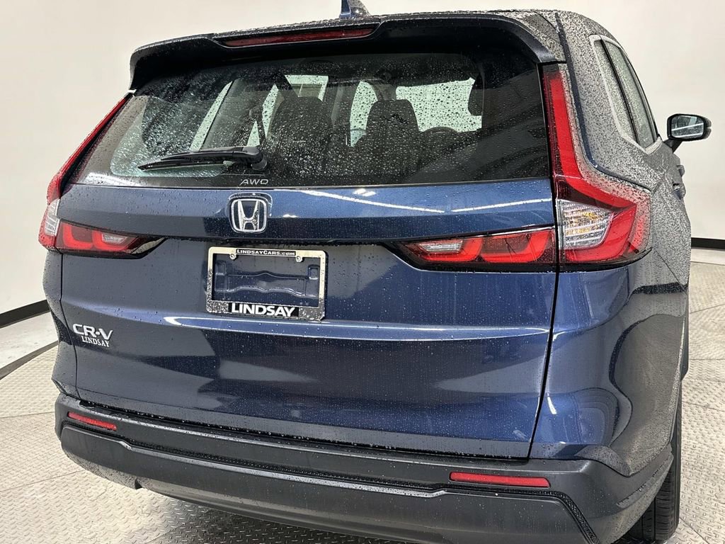 Used 2023 Honda CR-V LX image 8